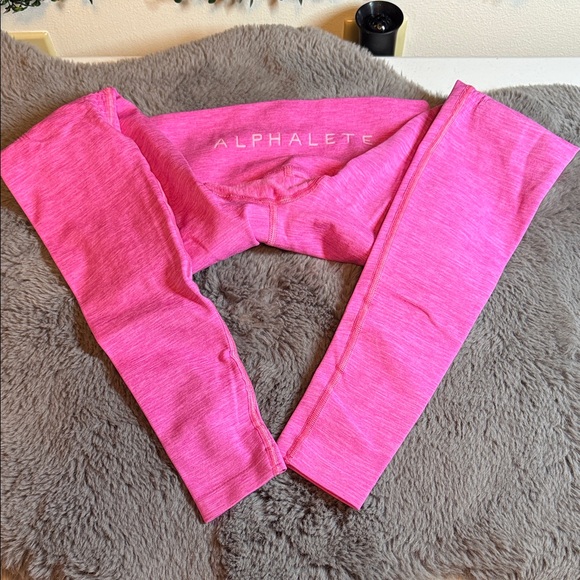 Hot Pink Alphalete High Rise Leggings size small - Picture 3 of 6